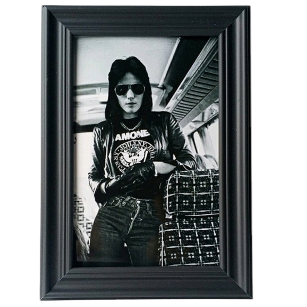 Joan Jett The Runaways music retro 70s 80s vintage Rock Girl Bank Rocknroll